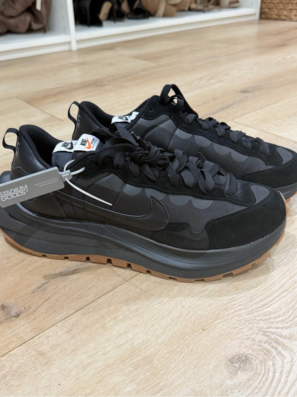 Nike x sacai VaporWaffle
Black and Gum